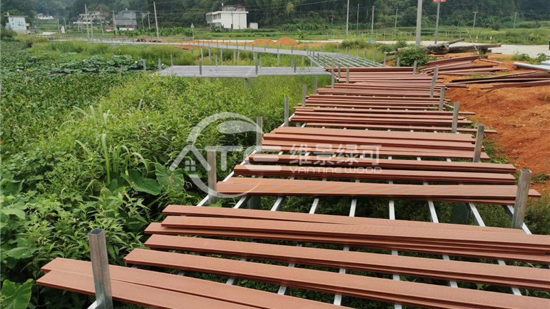 问：塑木甲板下需要通风吗？