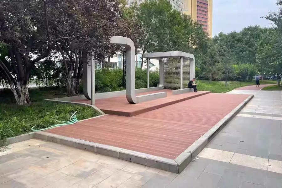 01维景小区塑木地板 01维景小区塑木地板